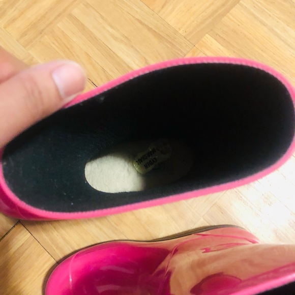 UGG RAANA RAIN BOOT - Picture 9 of 11